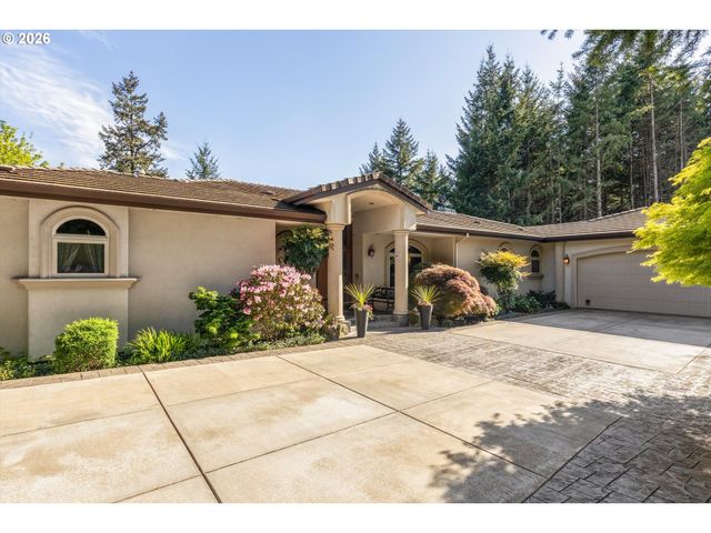 9380 Se KINGSWOOD Way, Damascus, OR 97089