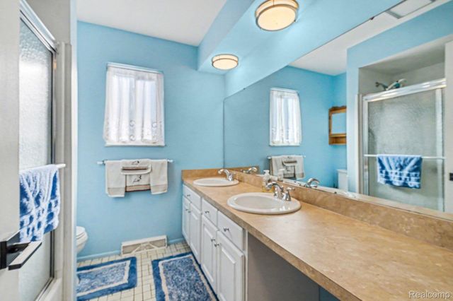 5091 Wakefield Road, Grand Blanc Charter Township, MI 48439