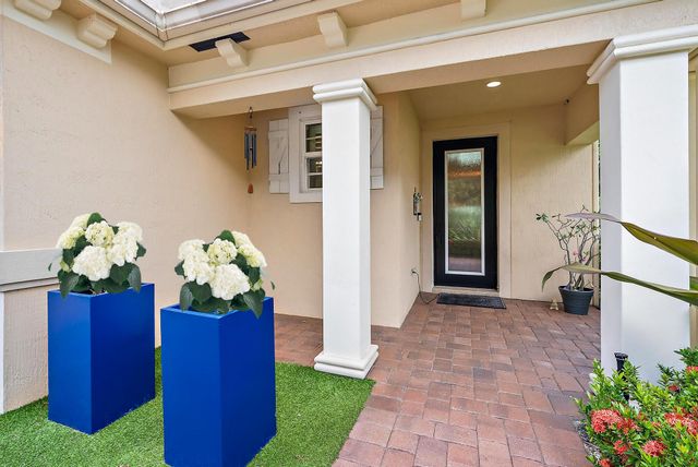 6126 SE Split Oak Trail, Hobe Sound, FL 33455