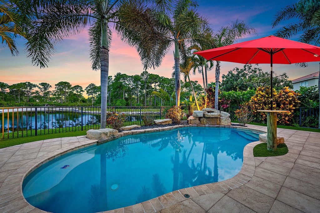 6126 SE Split Oak Trail, Hobe Sound, FL 33455