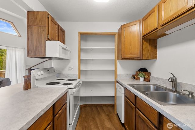 5121 Viewridge Drive SE, Olympia, WA 98501
