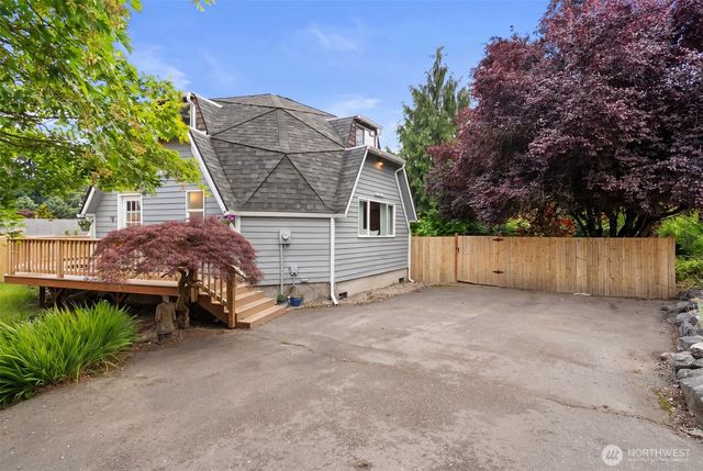 5121 Viewridge Drive SE, Olympia, WA 98501