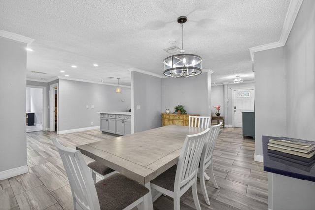 16318 E Glasgow Drive, The Acreage, FL 33470