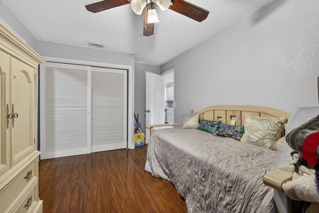 16318 E Glasgow Drive, The Acreage, FL 33470