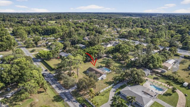 16318 E Glasgow Drive, The Acreage, FL 33470