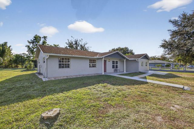 16318 E Glasgow Drive, The Acreage, FL 33470