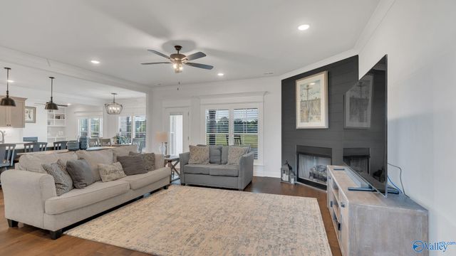 731 W Limestone Road, Hazel Green, AL 35750