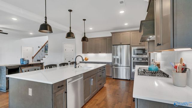 731 W Limestone Road, Hazel Green, AL 35750