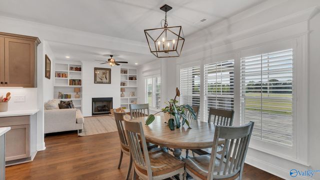 731 W Limestone Road, Hazel Green, AL 35750