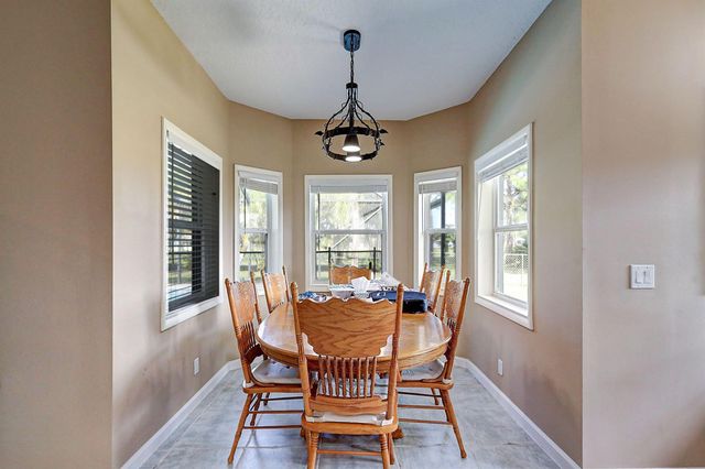 256 SW Ridgecrest Drive, Port St Lucie, FL 34953