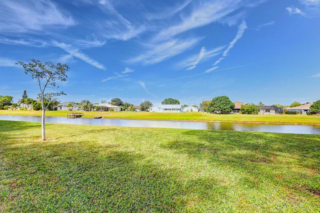 256 SW Ridgecrest Drive, Port St Lucie, FL 34953