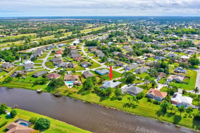 256 SW Ridgecrest Drive, Port St Lucie, FL 34953