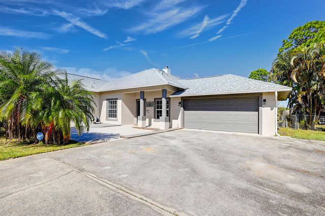 256 SW Ridgecrest Drive, Port St Lucie, FL 34953
