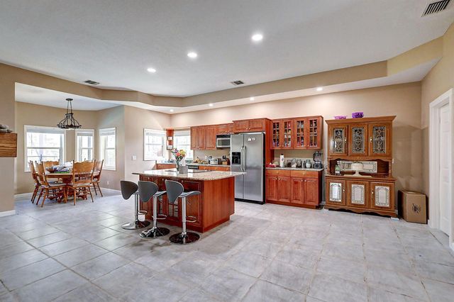 256 SW Ridgecrest Drive, Port St Lucie, FL 34953