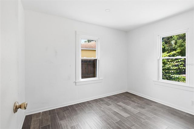 5552 CRISSMAN DRIVE N, St Petersburg, FL 33714
