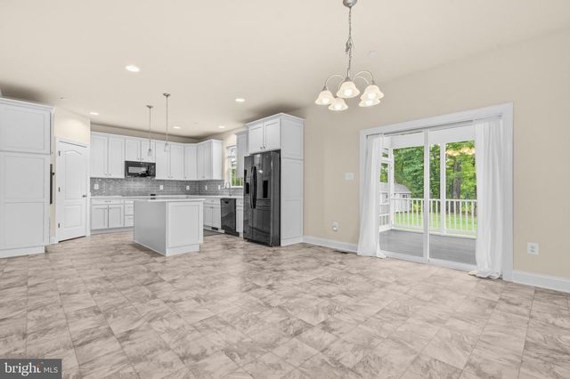 214 OAKLAND HALL RD, Prince Frederick, MD 20678