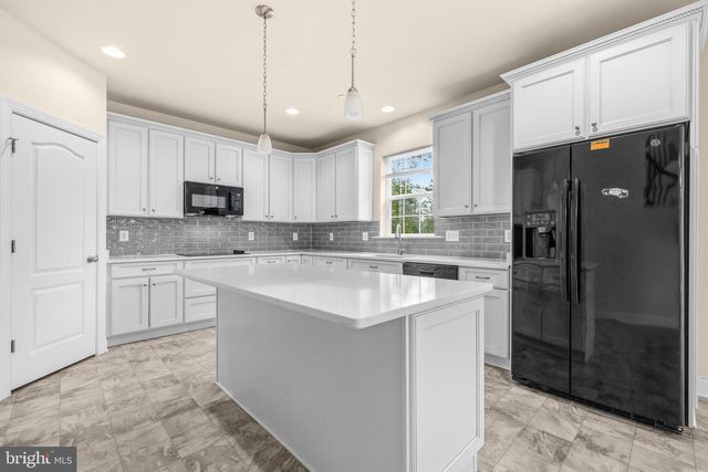 214 OAKLAND HALL RD, Prince Frederick, MD 20678