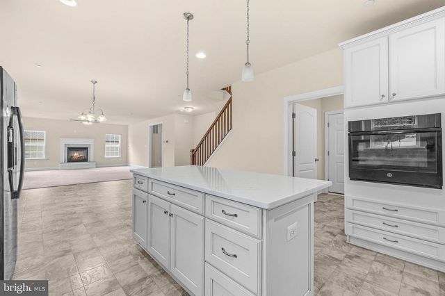 214 OAKLAND HALL RD, Prince Frederick, MD 20678