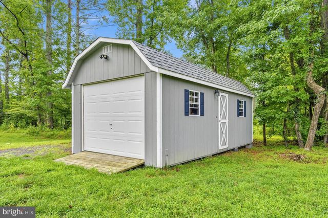 214 OAKLAND HALL RD, Prince Frederick, MD 20678