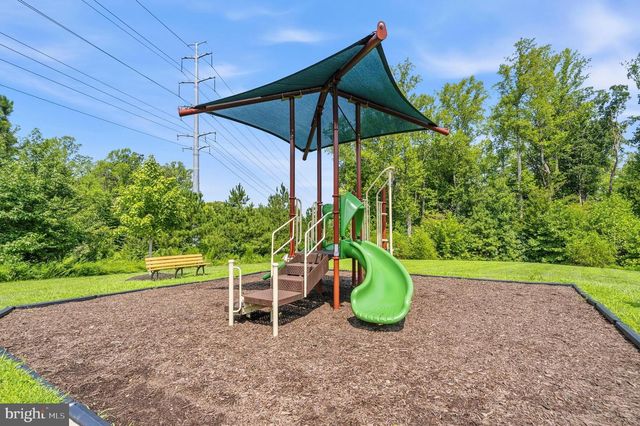 214 OAKLAND HALL RD, Prince Frederick, MD 20678