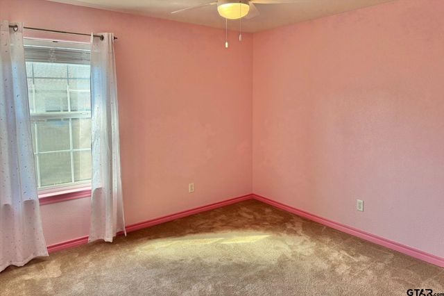 806 Hummingbird St, Whitehouse, TX 75791