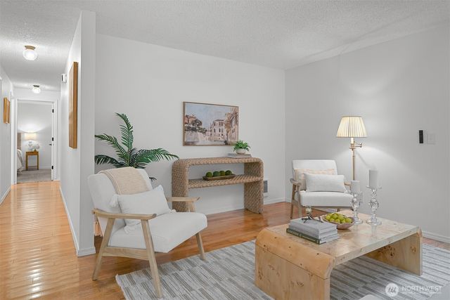 10 B Little Strawberry Lane, Bellingham, WA 98229