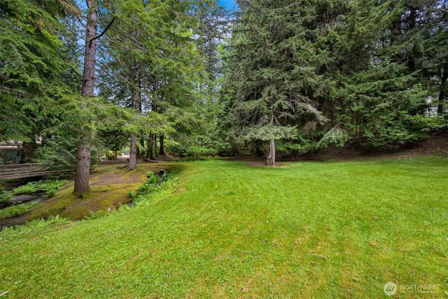10 B Little Strawberry Lane, Bellingham, WA 98229