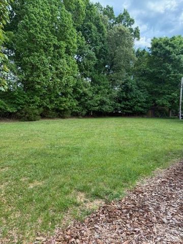 1220 Pineview Street, Albemarle, NC 28001