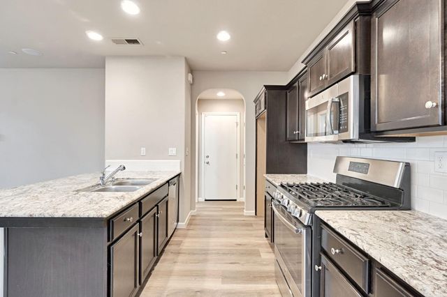 1312 Joy Drive, Clovis, CA 93619