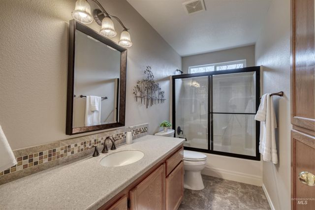 1376 N Deer Creek Place, Meridian, ID 83642