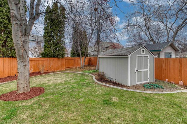 1376 N Deer Creek Place, Meridian, ID 83642