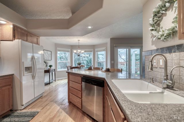 1376 N Deer Creek Place, Meridian, ID 83642