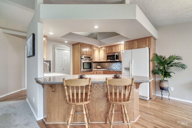 1376 N Deer Creek Place, Meridian, ID 83642