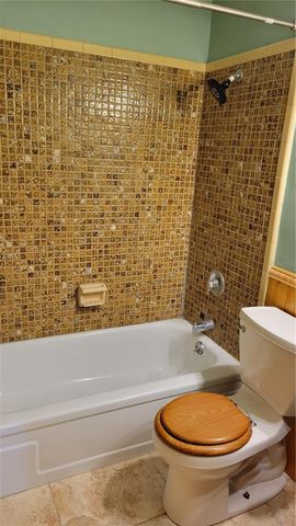 1412 CR 482N, Lake Panasoffkee, FL 33538