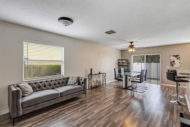 688 CRESTING OAK CIRCLE 48, Orlando, FL 32824