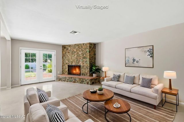 6035 E San Cristobal Street, Tucson, AZ 85715
