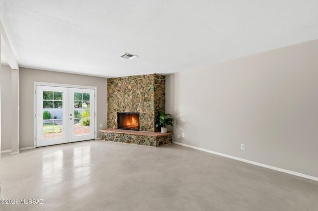 6035 E San Cristobal Street, Tucson, AZ 85715