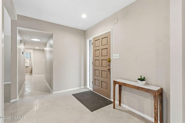6035 E San Cristobal Street, Tucson, AZ 85715
