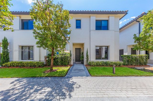 4315 NW 81st Ct, Doral, FL 33166