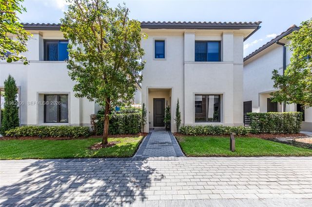 4315 NW 81st Ct, Doral, FL 33166