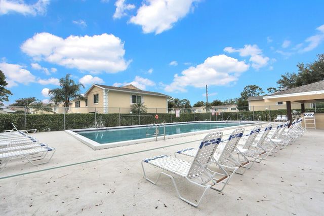 234 Foxtail Drive E, Greenacres, FL 33415