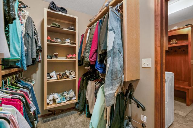 1324 N HAMILTON DR, Derby, KS 67037