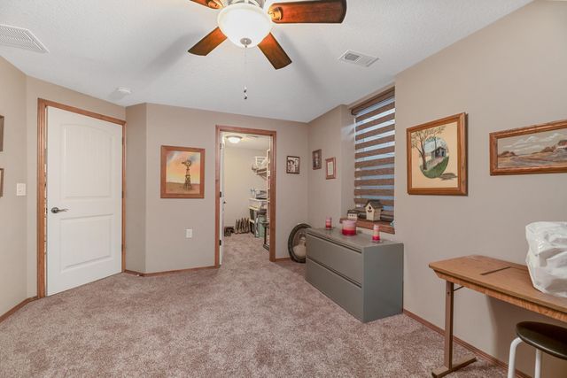 1324 N HAMILTON DR, Derby, KS 67037