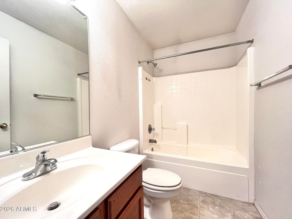 Image 18 of property listing at 4875 E CEDAR Drive, Rimrock, AZ 86335