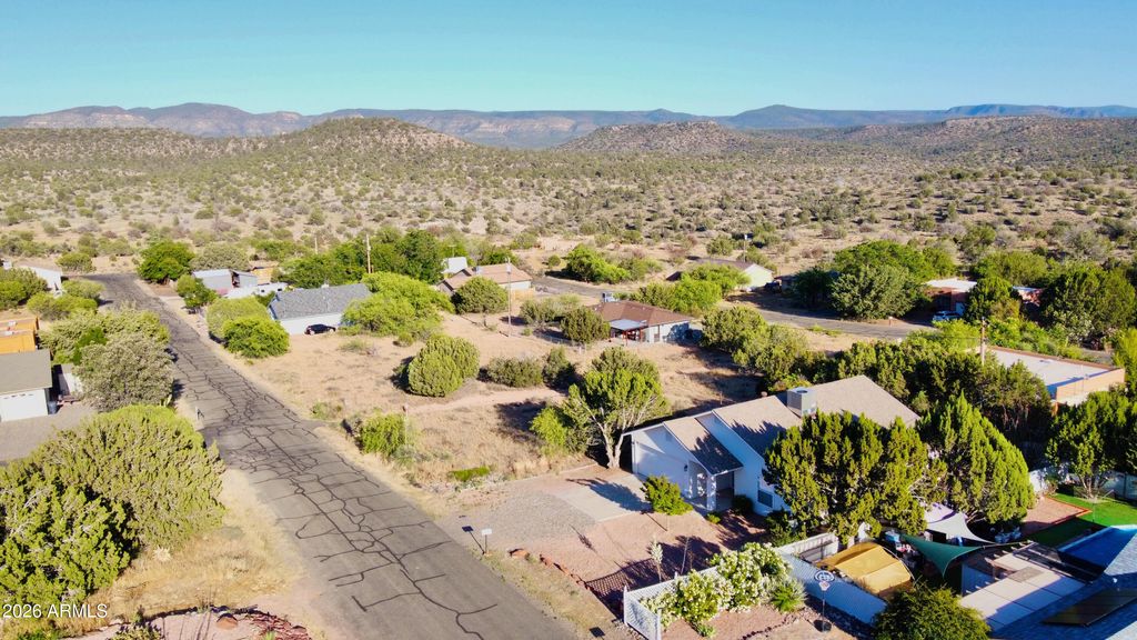 Image 3 of property listing at 4875 E CEDAR Drive, Rimrock, AZ 86335