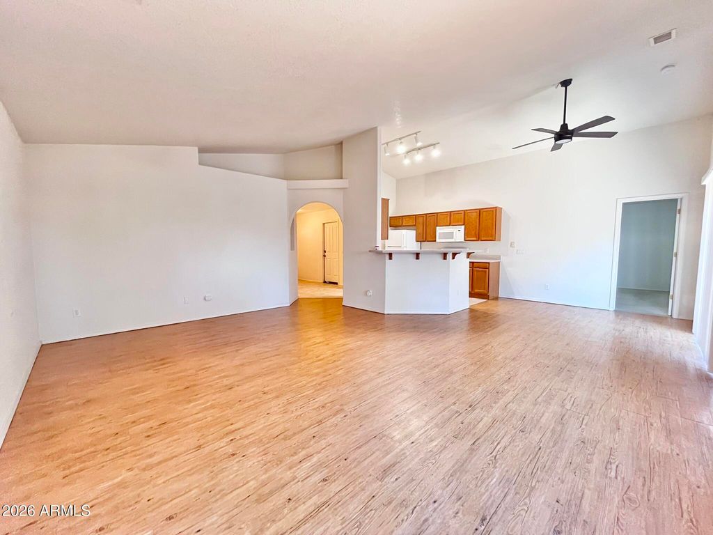 Image 6 of property listing at 4875 E CEDAR Drive, Rimrock, AZ 86335