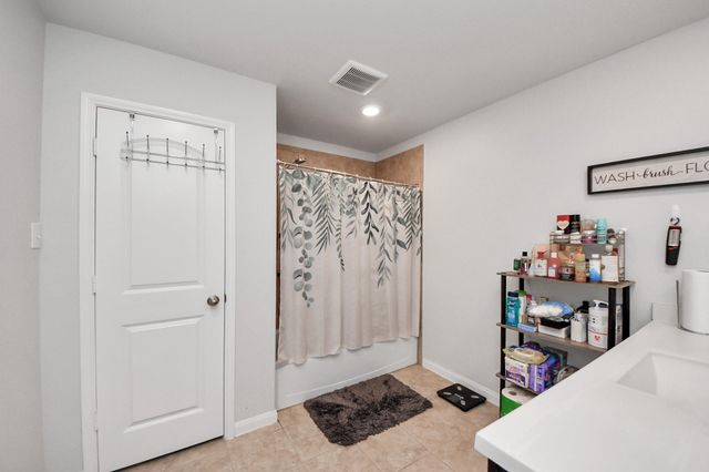 6242 El Oro Drive, Houston, TX 77048