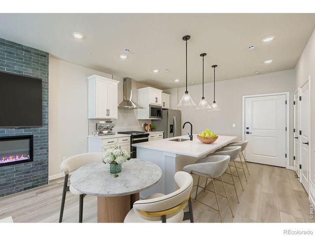 2817 Bear Springs Circle, Longmont, CO 80503