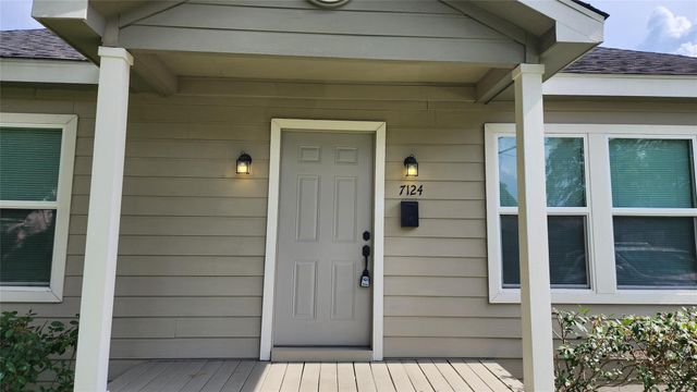 7124 Linden Street, Houston, TX 77087