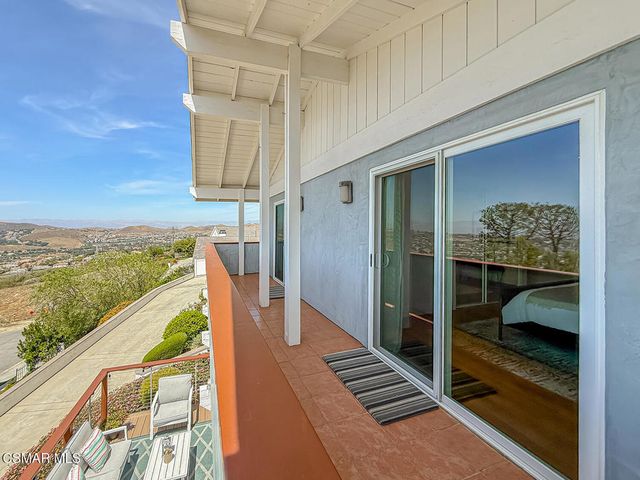 2443 Sapra Street, Thousand Oaks, CA 91362